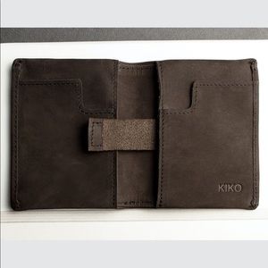 KIKO SLIM BIFOLD WALLET IN BROWN